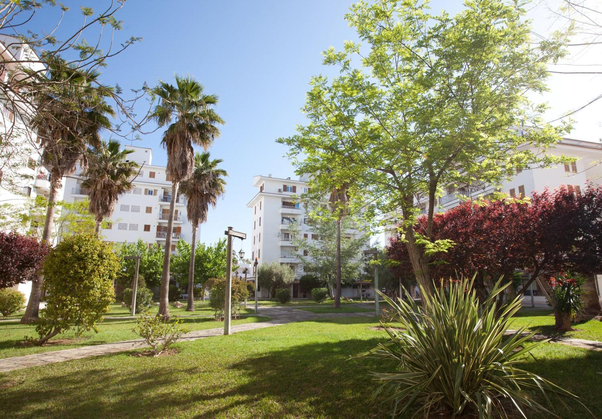 Apartamentos Ferrer Tamarindos Puerto de Alcúdia Exterior foto